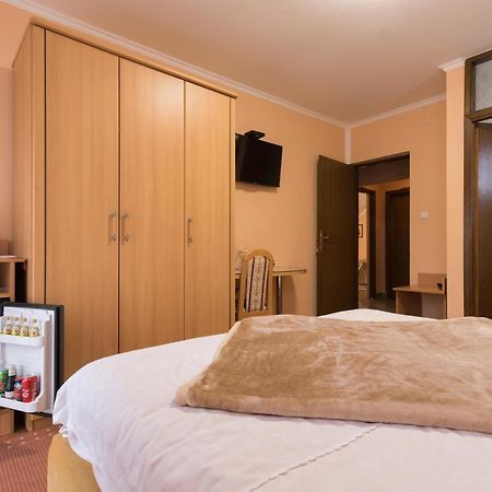 Guest House Bagi โปเชกา ภายนอก รูปภาพ