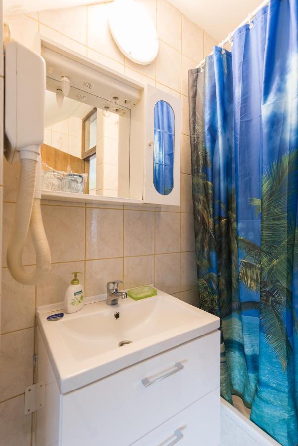 Guest House Bagi โปเชกา ภายนอก รูปภาพ