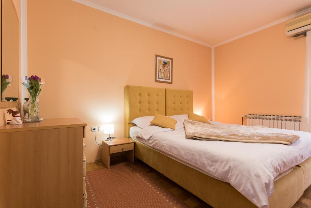 Guest House Bagi โปเชกา ภายนอก รูปภาพ